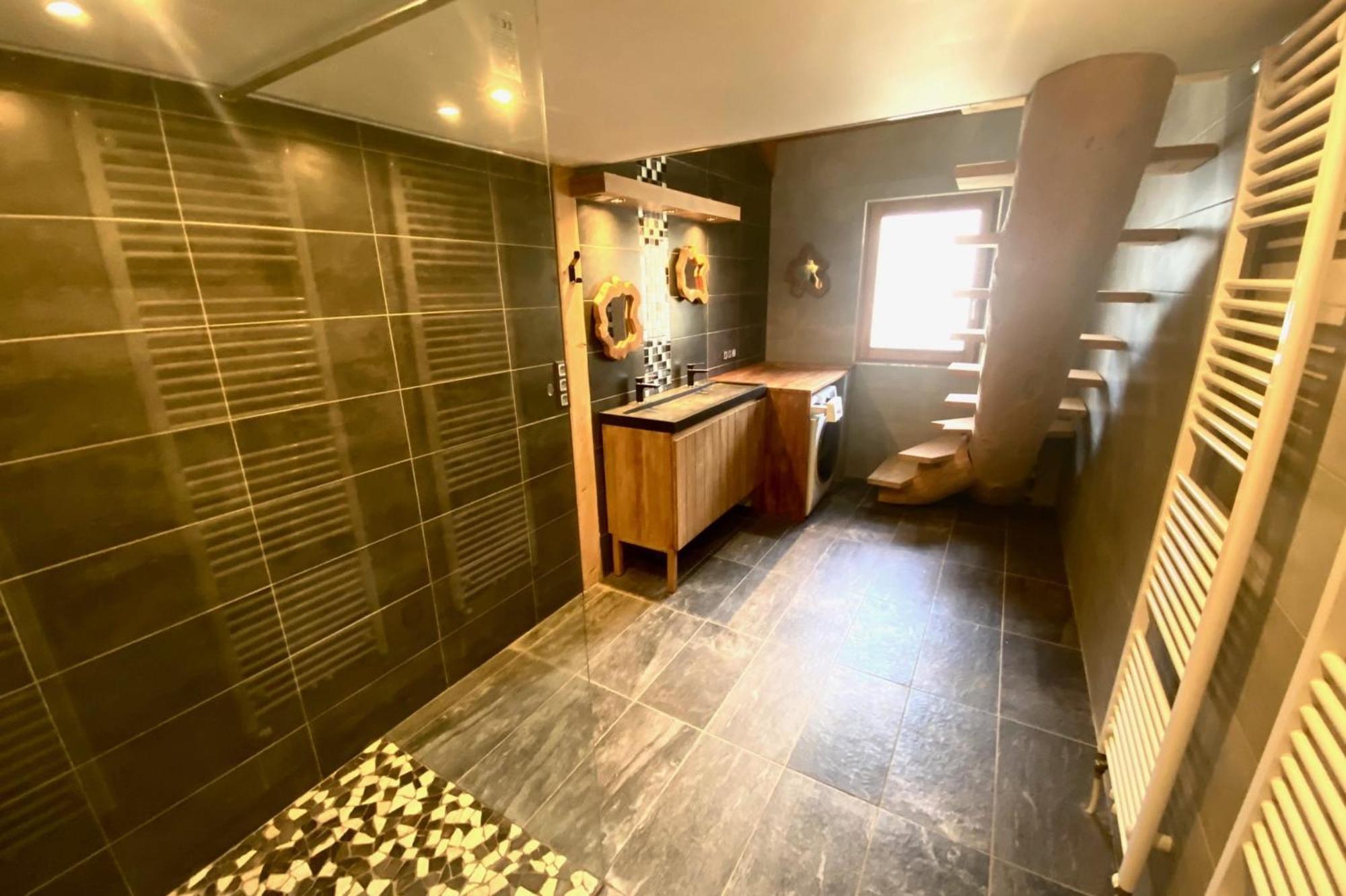 220M Apartment With Terrace For 14 People Saint-Jean-de-Maurienne Exteriör bild