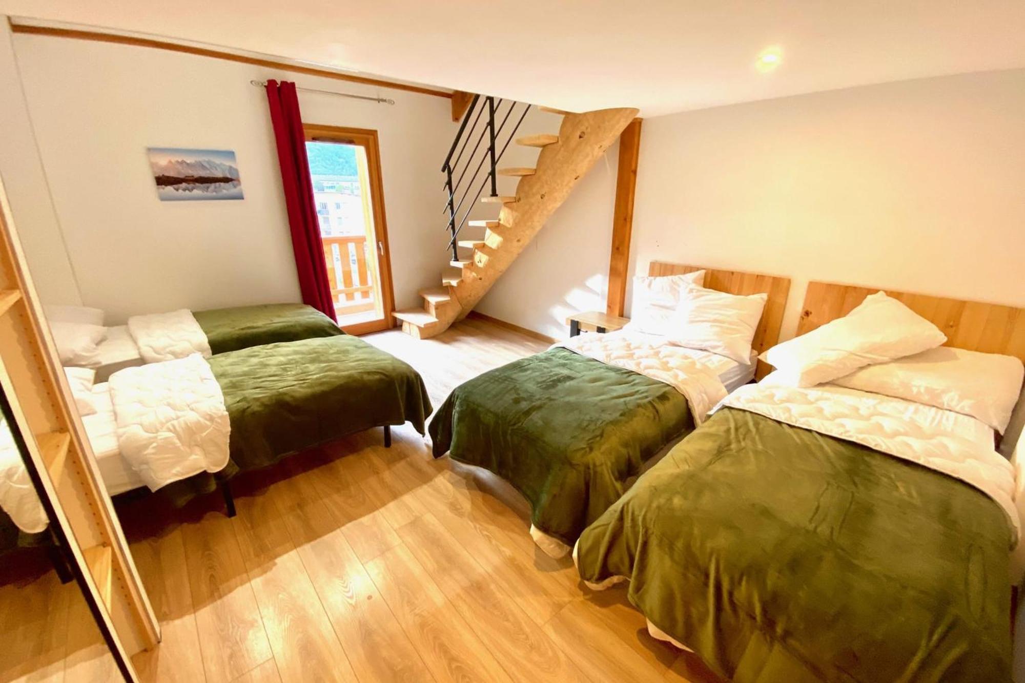 220M Apartment With Terrace For 14 People Saint-Jean-de-Maurienne Exteriör bild
